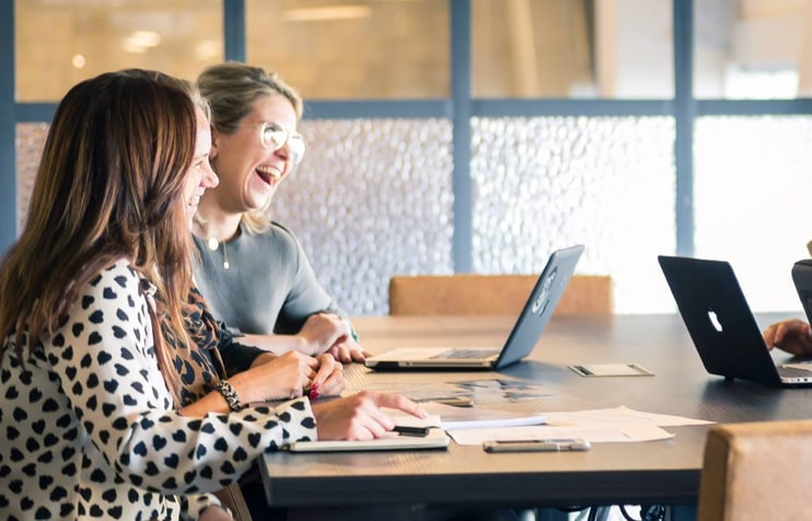 Meeting ruimte met glas