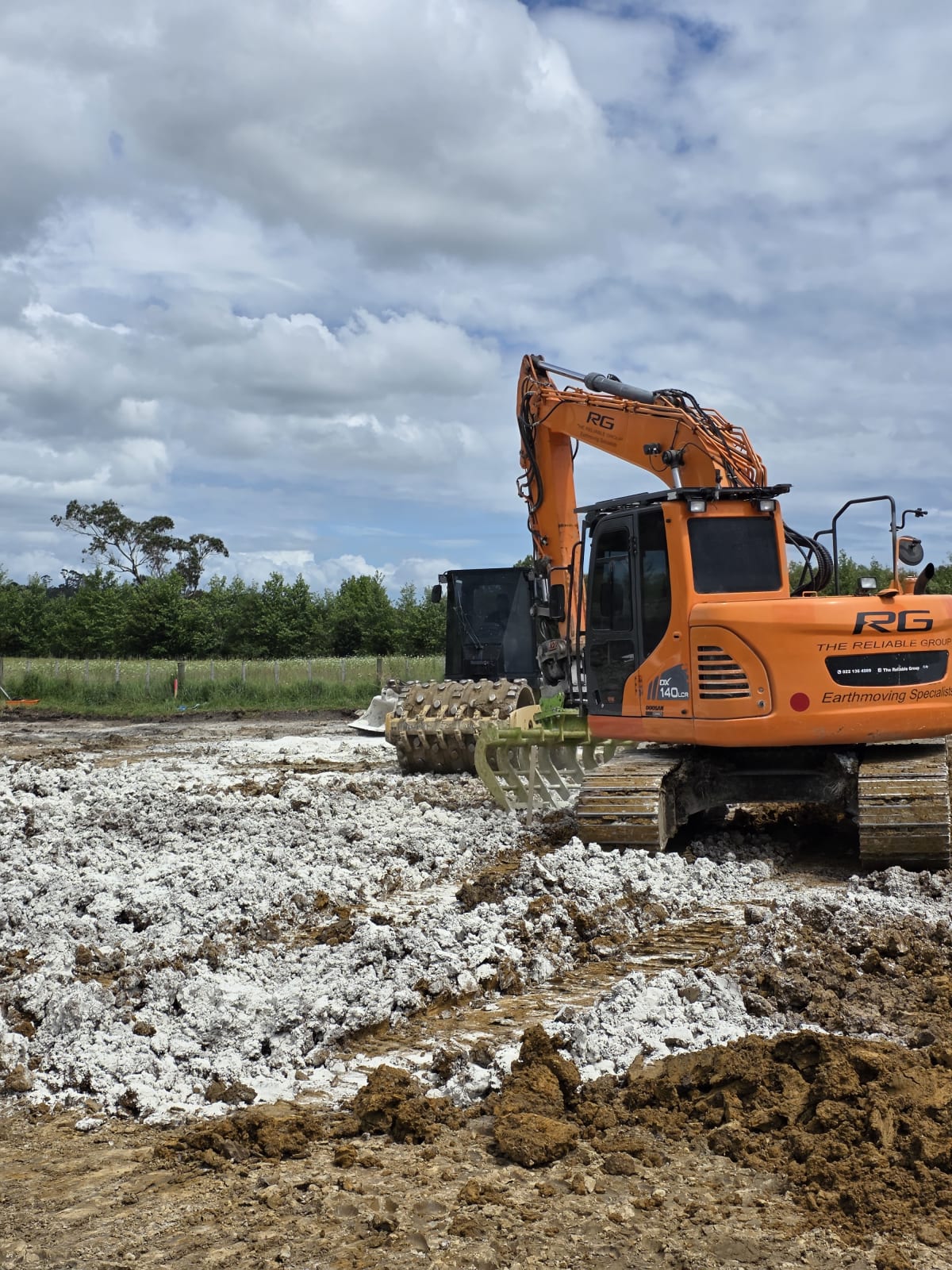 Lime stabilisation and bulk earthworks