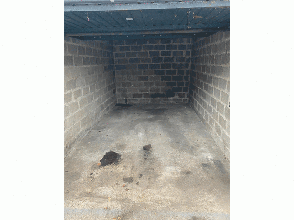 Garage avant débarras (Montbéliard)