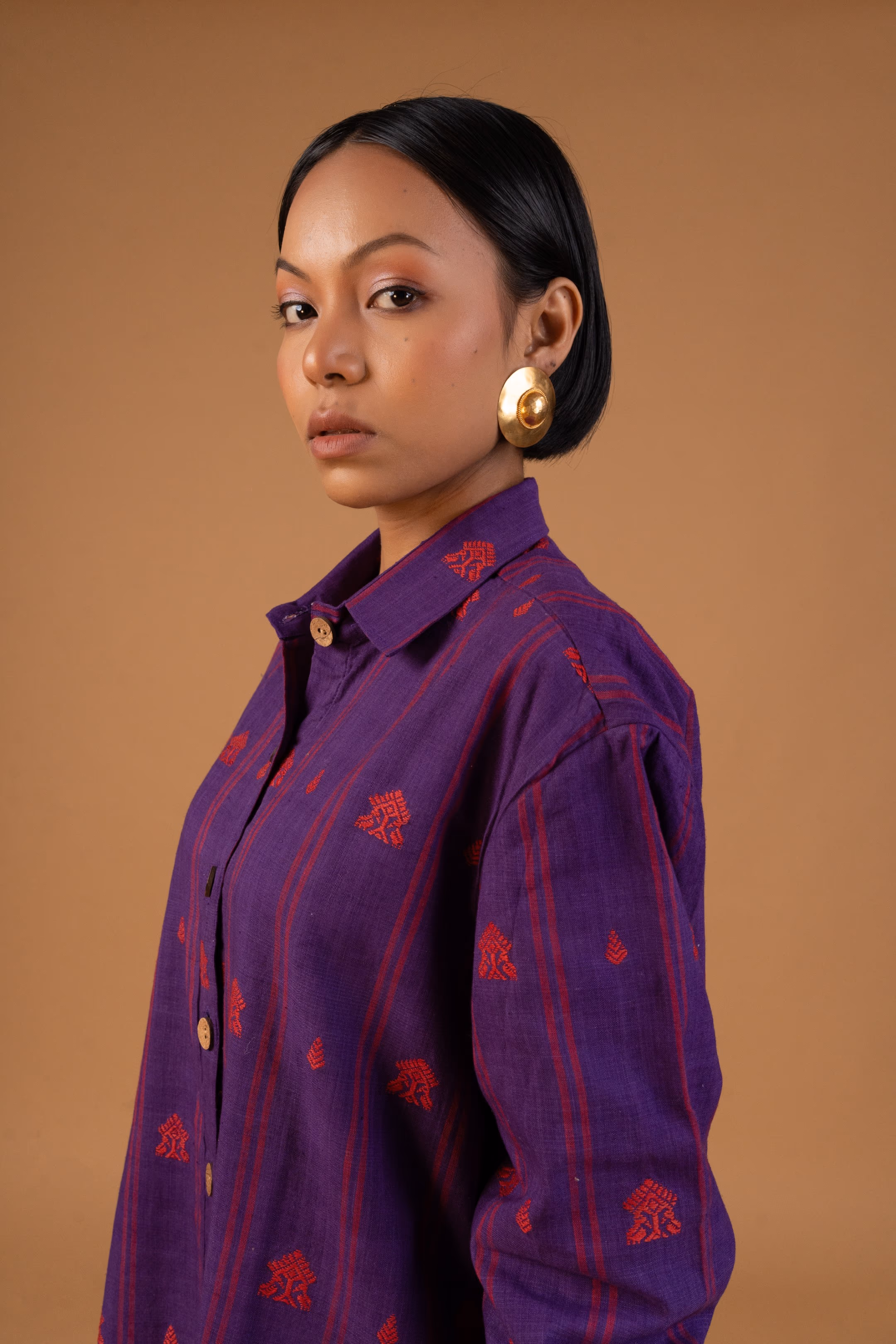 Haanjhoni (সাঁঝনী) Relaxed Fit Midi Dress in Violet thumbnail 6