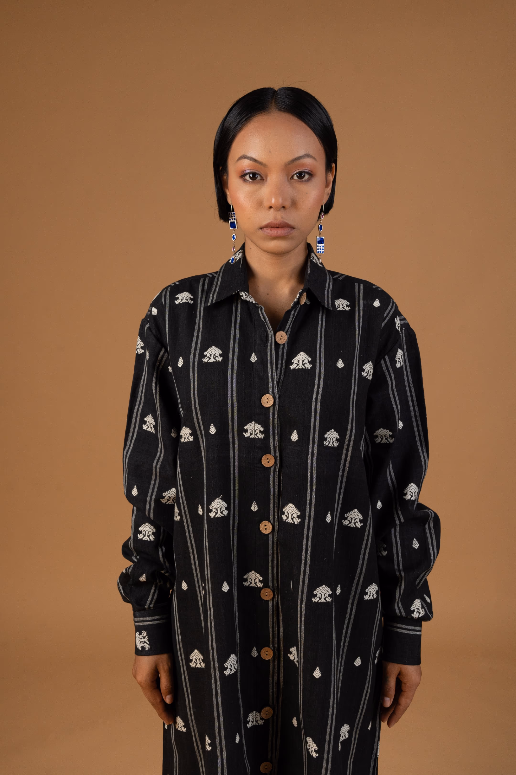Torali Relaxed Fit Midi Dress in Black thumbnail 1