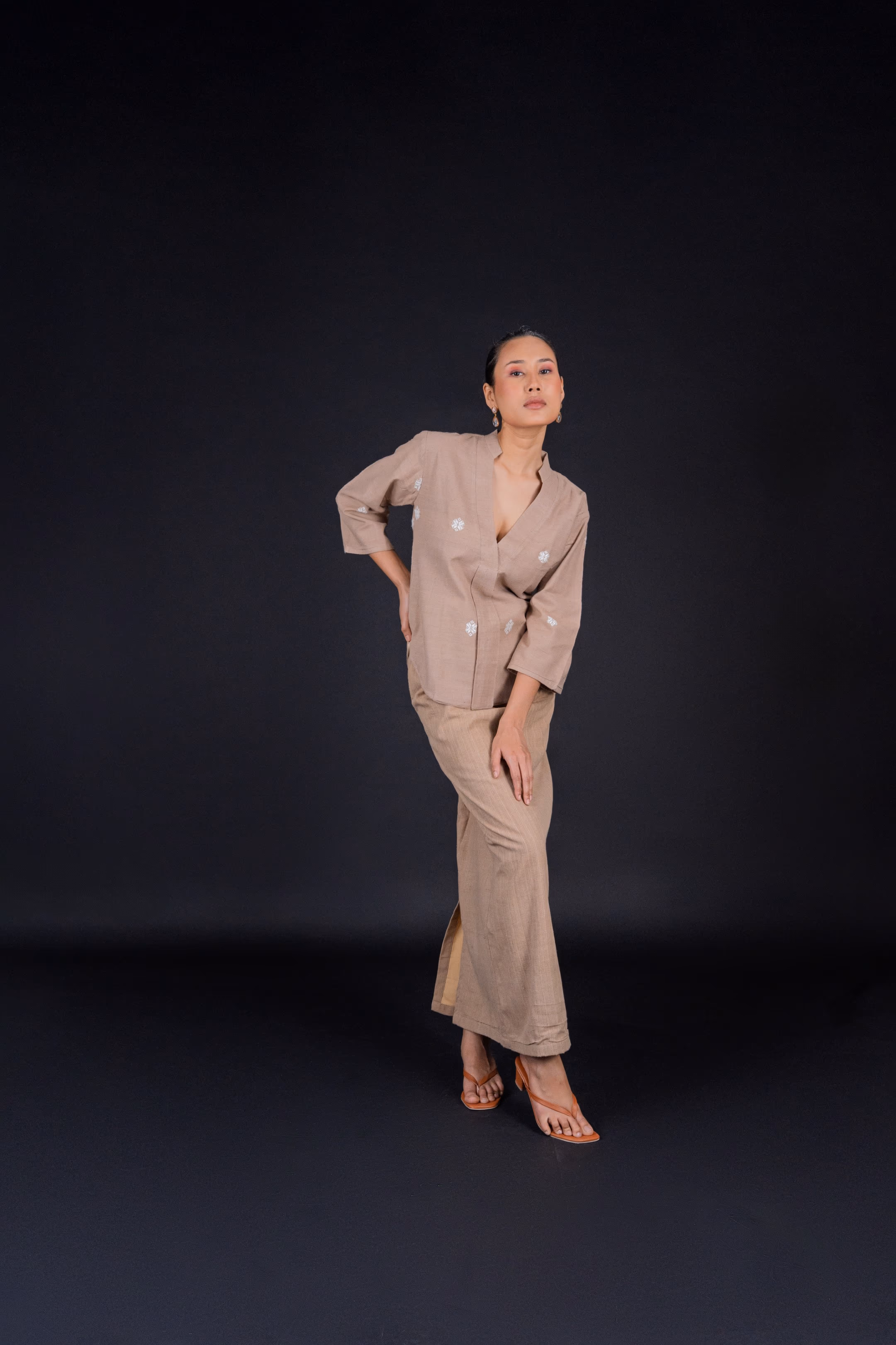 Xuwoni (চুৱনী) Coord Set Brown Eri Silk thumbnail 6