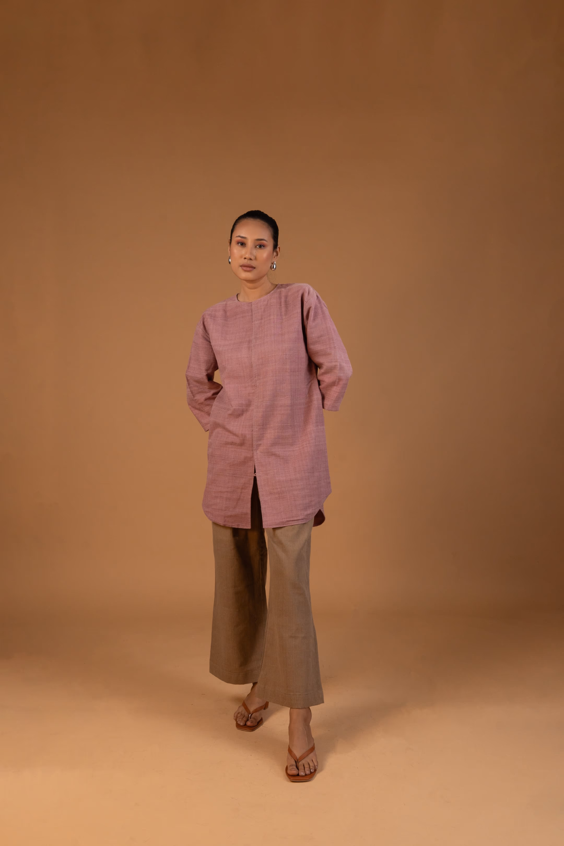 Gulapi (গুলাপী) Loose Fit Kurta Set in Pink & Brown thumbnail 5