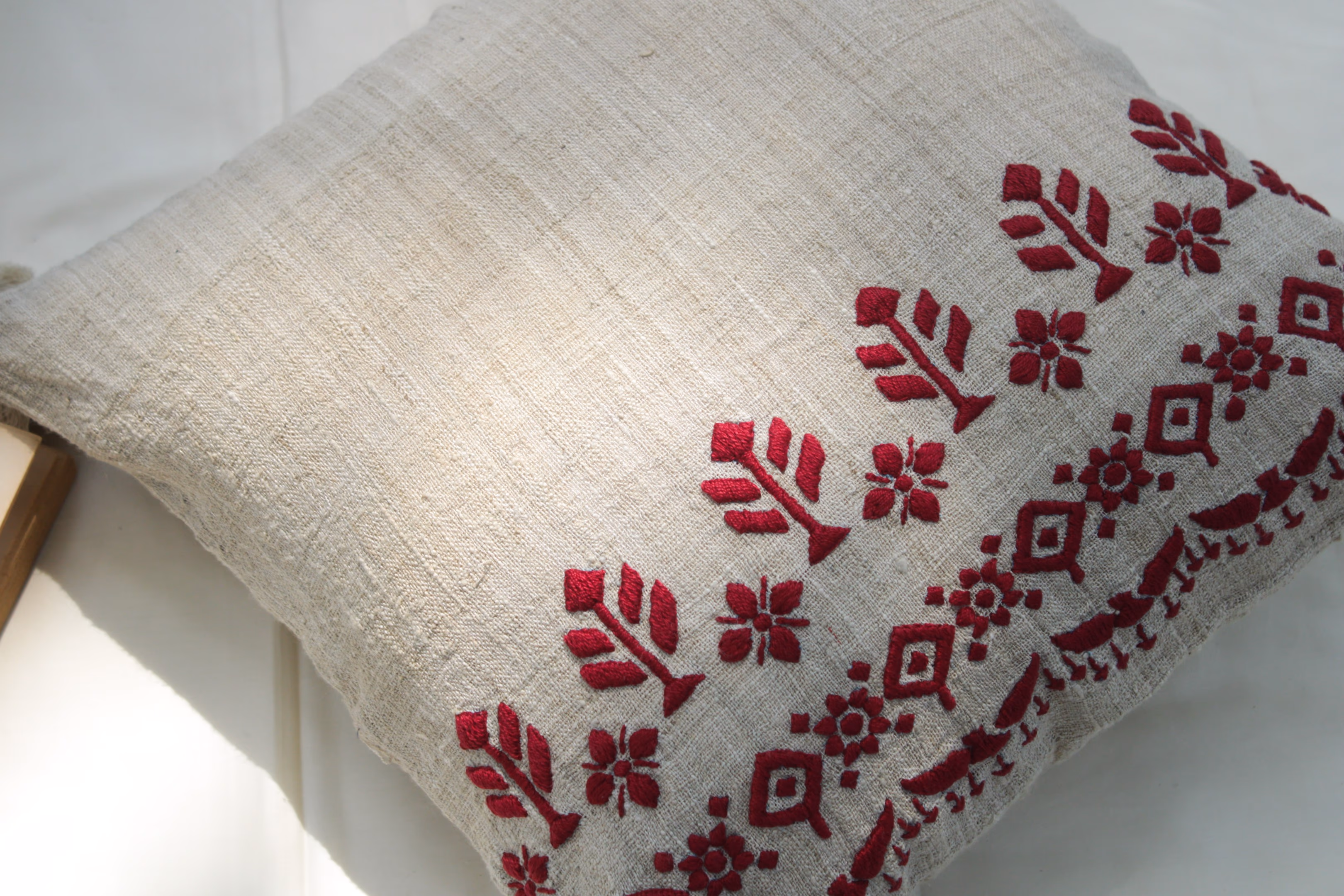 Undried Eri Silk White Cushion Covers Clear Handwoven Cotton Dress thumbnail 1