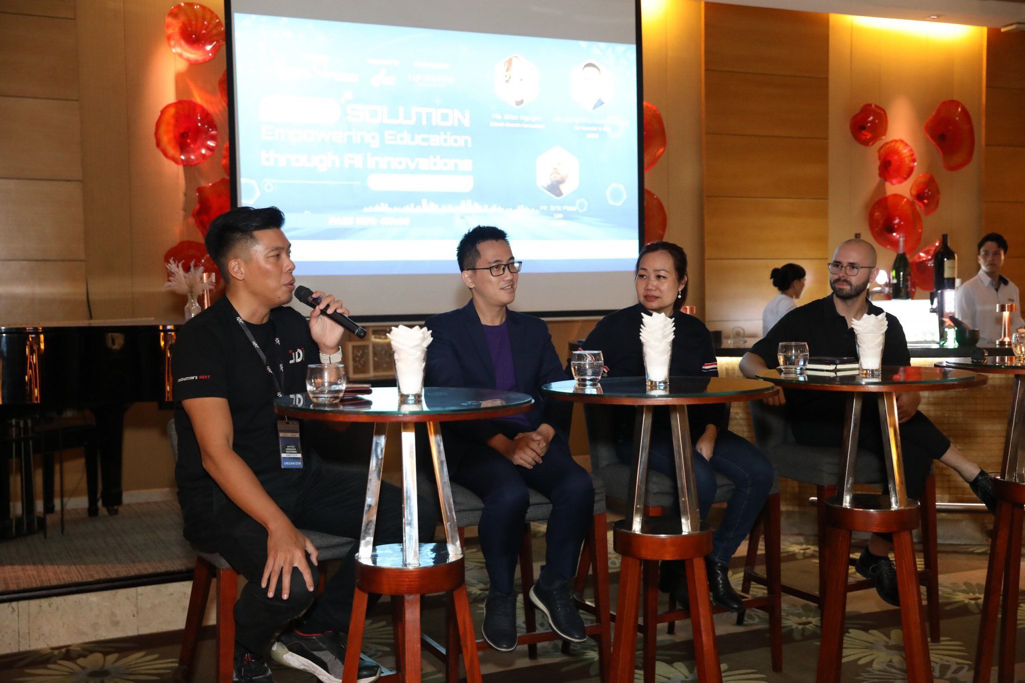 Erik Fiala doing a Q&A as part of an event organized by JDI Group