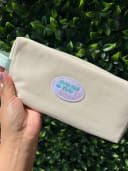 Vista 1 de Cartuchera Lovely Offi-Esco con doble bolsillo crema