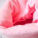 Vista 8 de Cartuchera Rosy Posy SOFUTO de peluche con agarradera y cremallera gruesa Rosa pastel