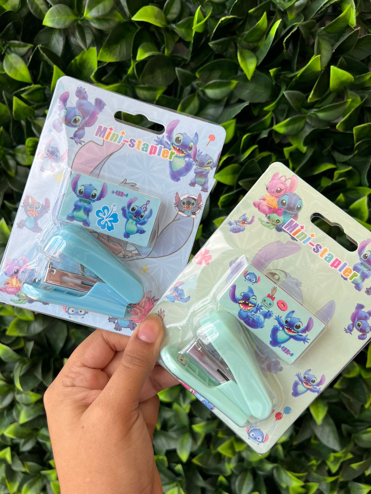 Mini grapadora Stitch