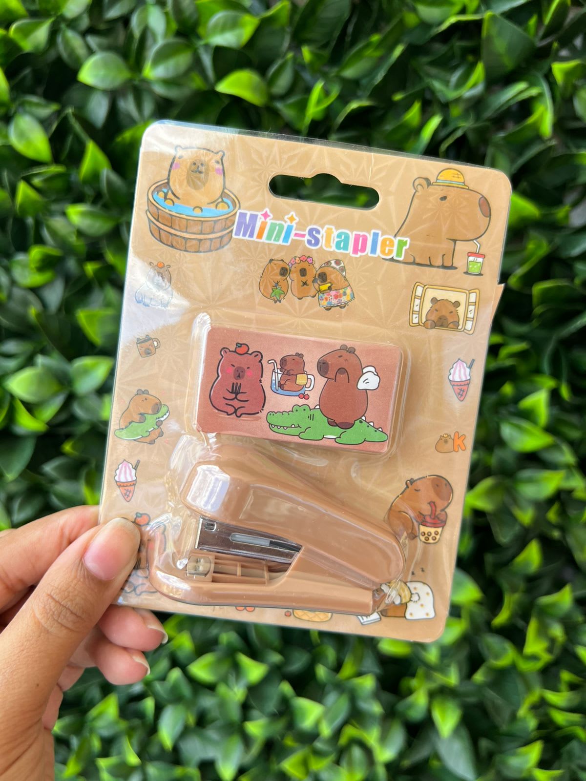 Mini grapadora Capibara