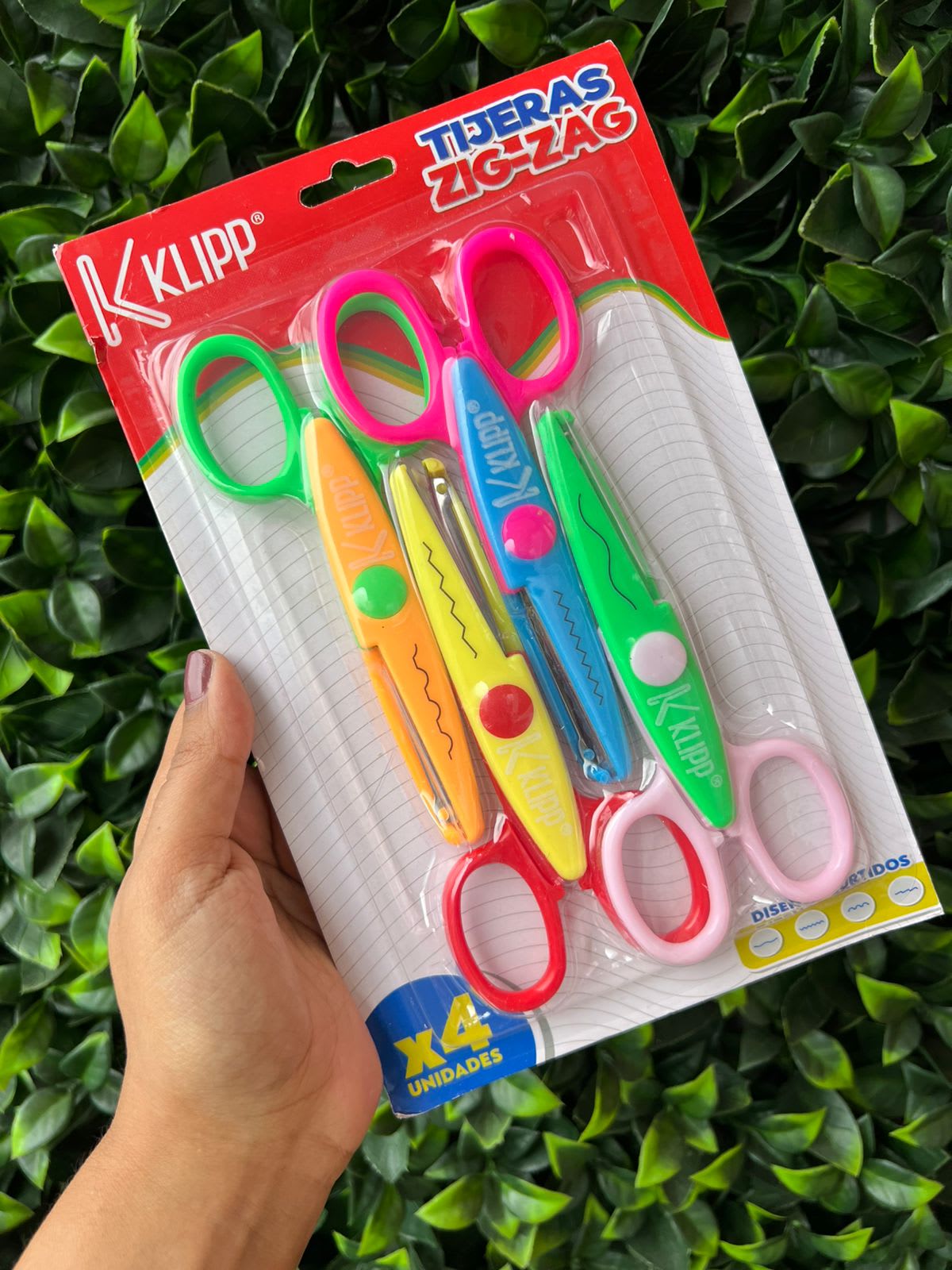 Tijera con corte Zig Zag x4