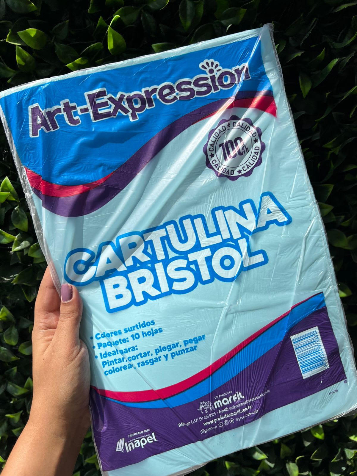 Cartulina 1/8 en colores paquete x 10 