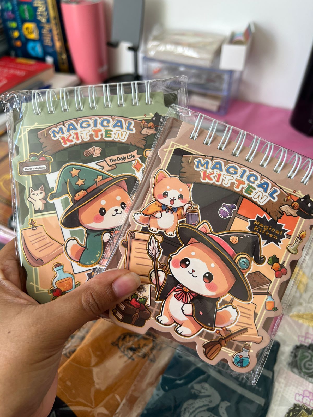Libreta de bolsillo gatitos mágicos