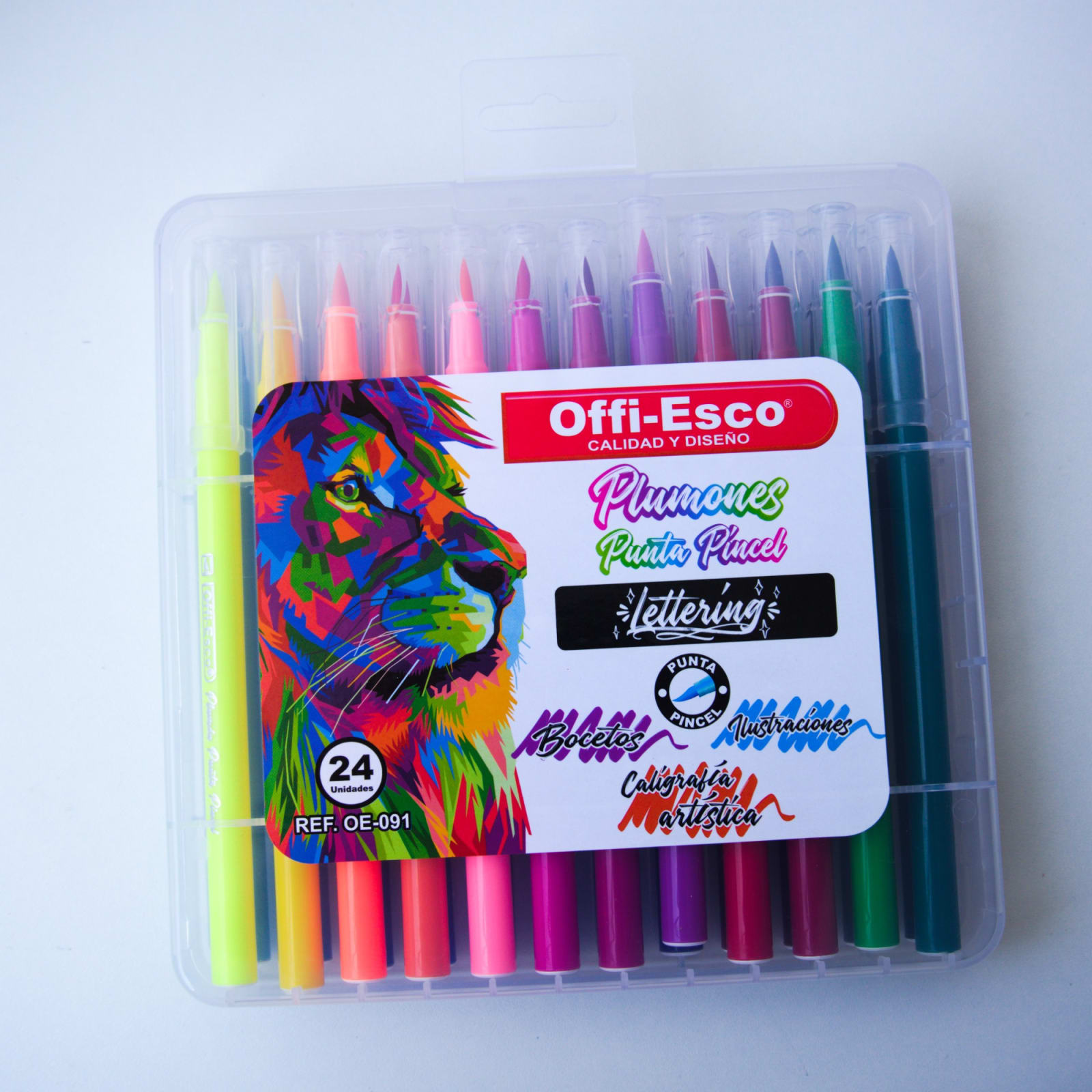 Set en estuche de plumones Offi-Esco punta pincel 24 colores