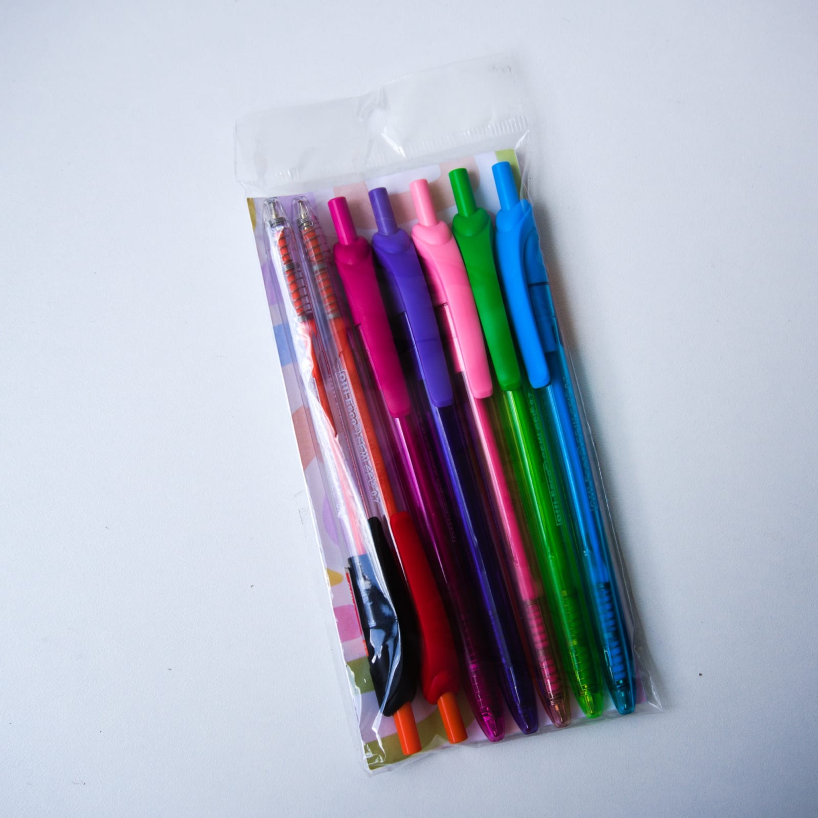 Set de lapiceros Offi-Esco 7 piezas retráctil