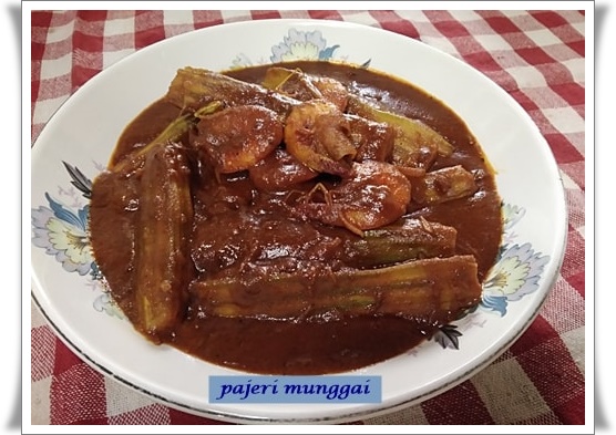 pajeri munggai