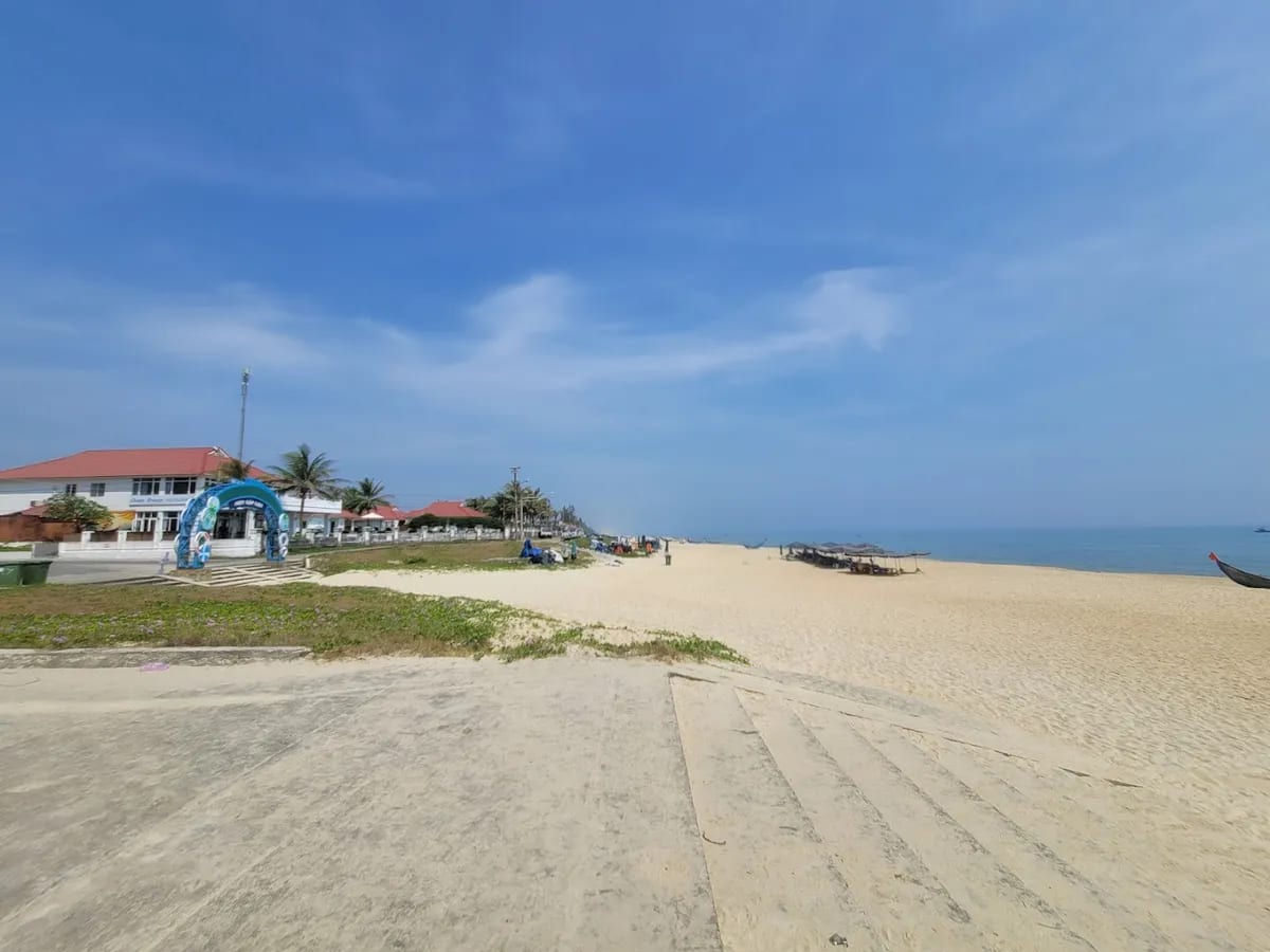 Bãi biển Hạ Thanh
