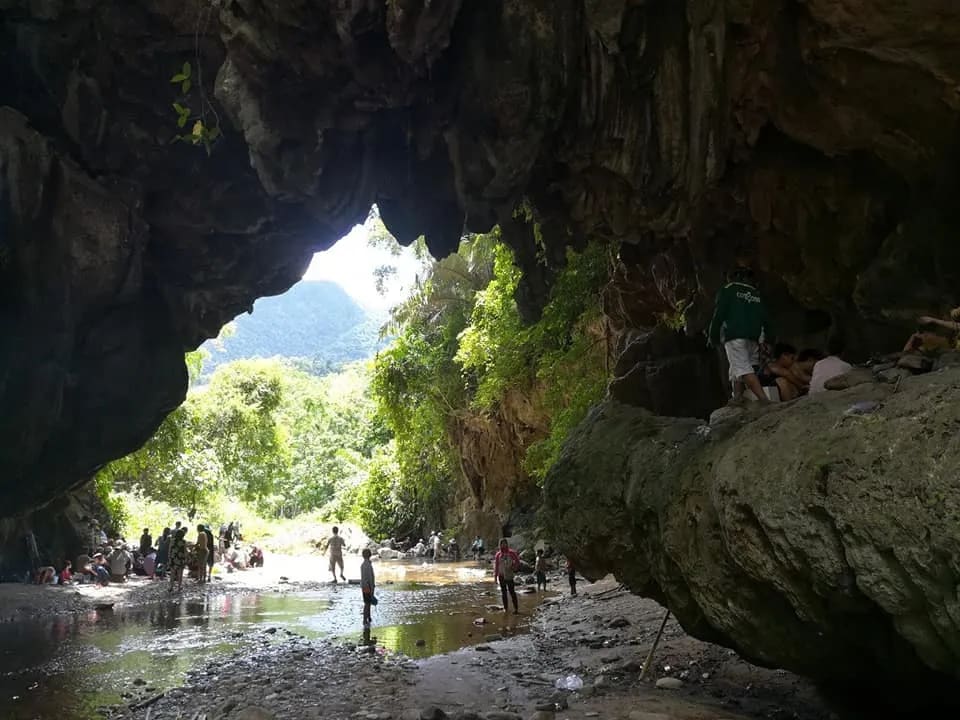 Hang Gợp