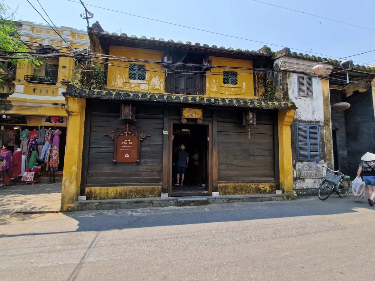 Nhà cổ Tấn Ký