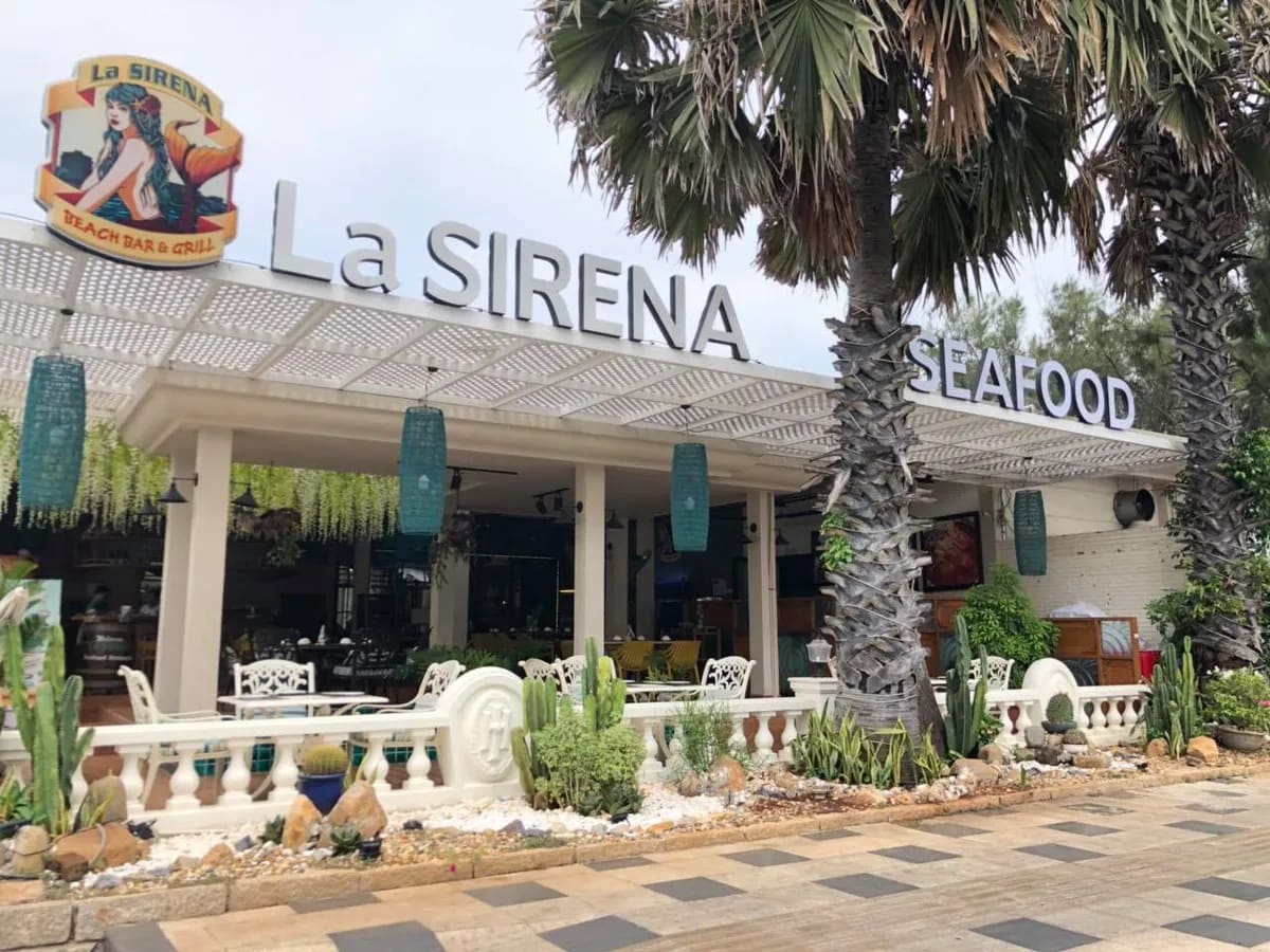 Nhà hàng hải sản La Sirena