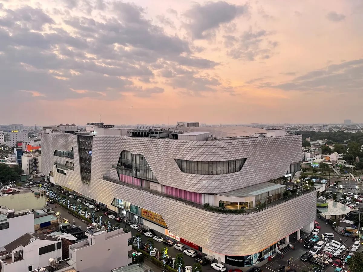 Trung tâm thương mại Sense City Phạm Văn Đồng