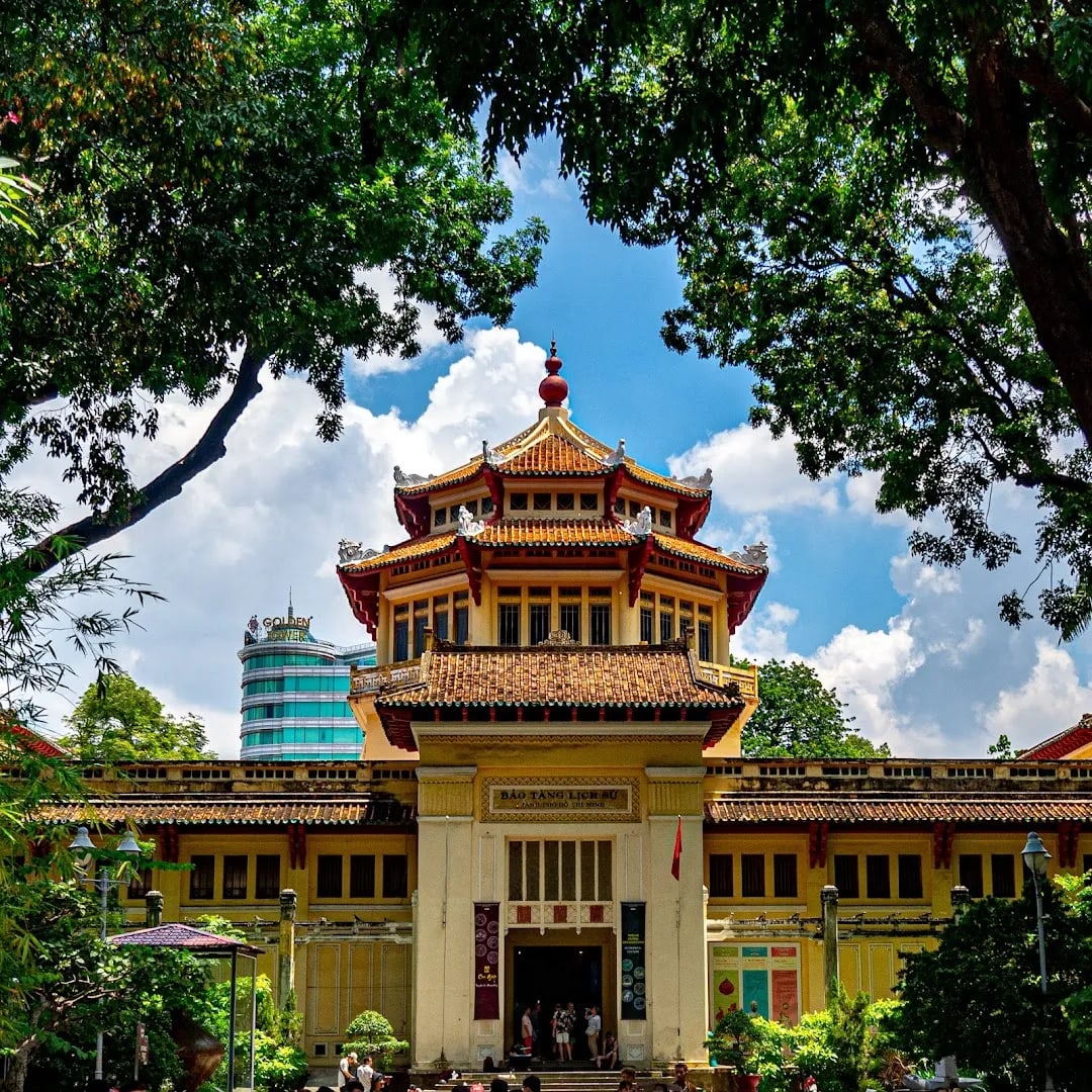 Bảo tàng Lịch sử Thành phố Hồ Chí Minh