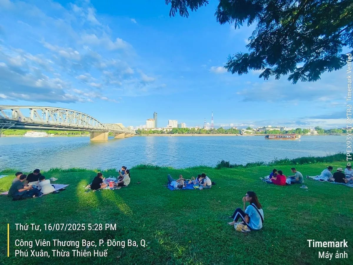 Công viên Thương Bạc