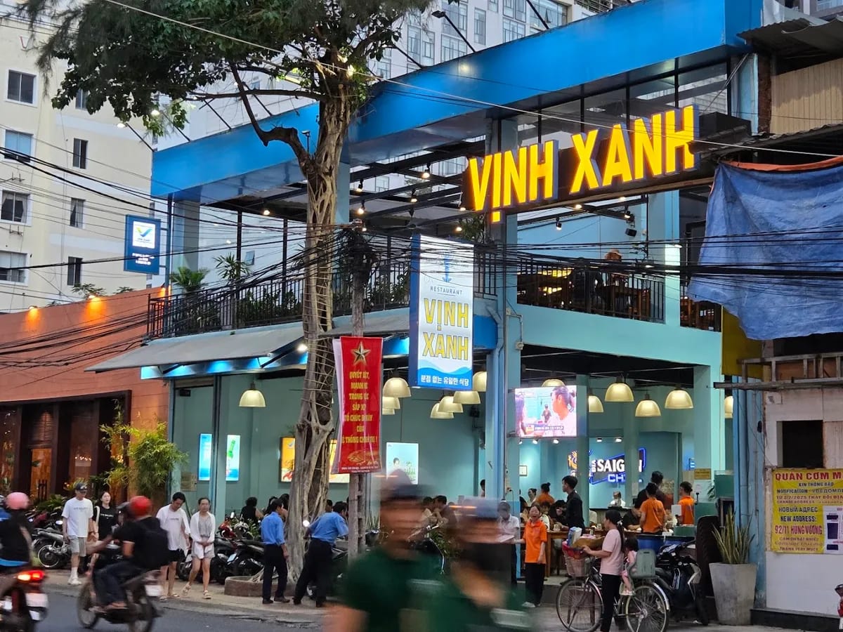 Nhà hàng Vịnh Xanh