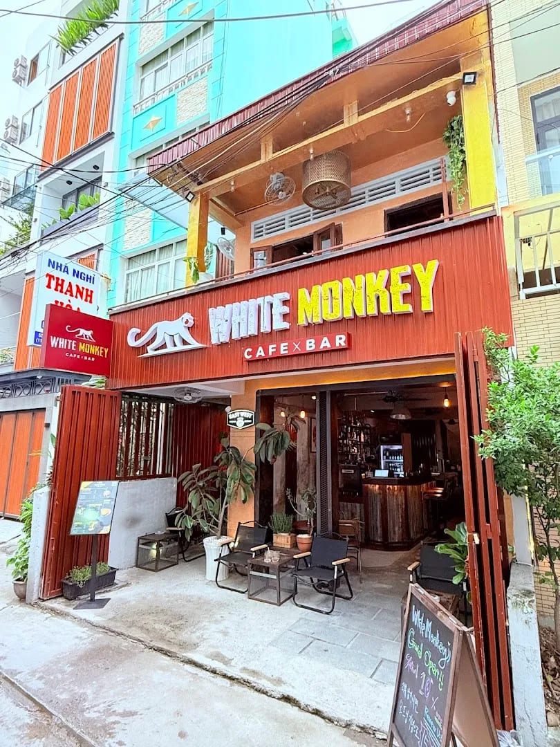 White Monkey Coffee & Bar