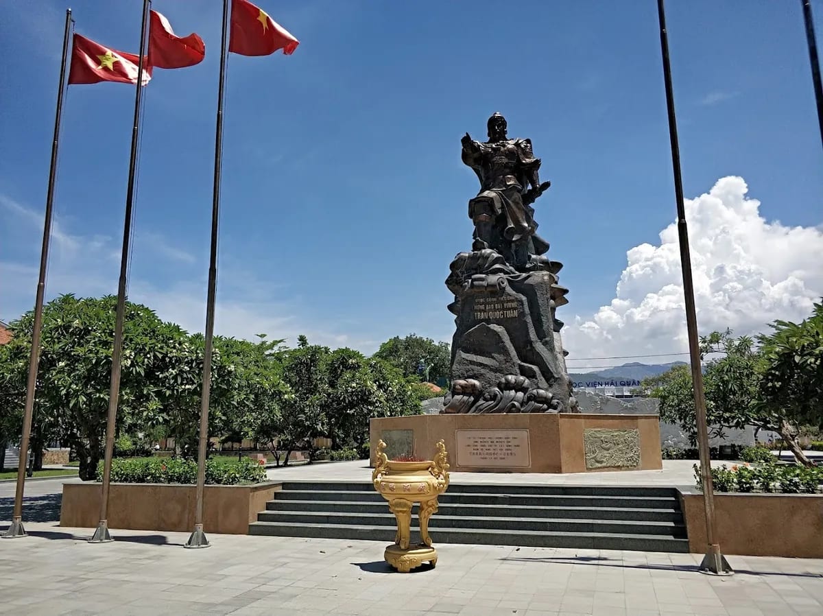 Công viên Bạch Đằng
