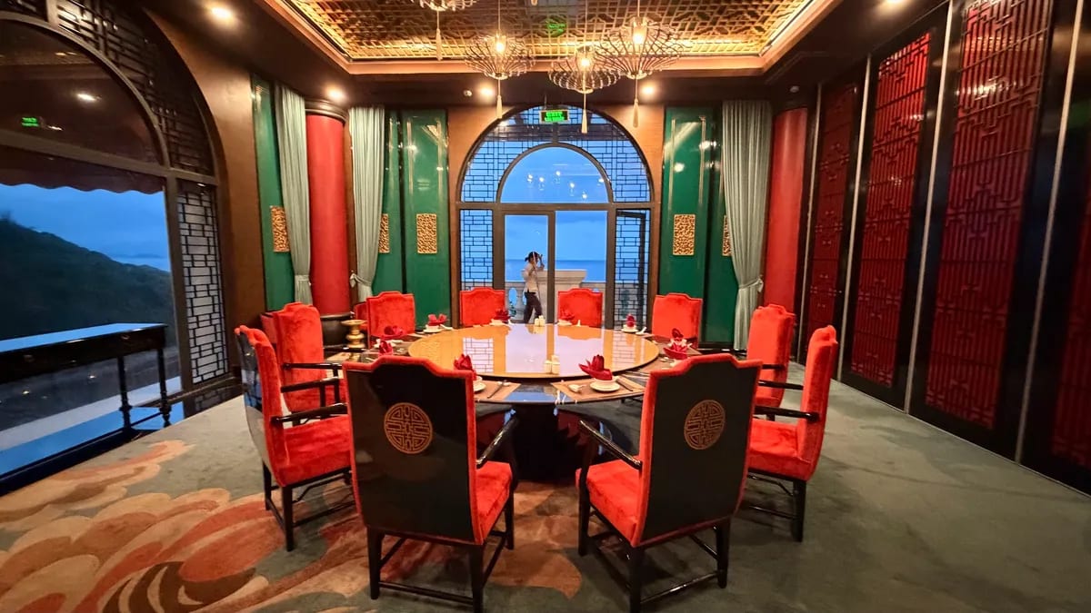Nhà hàng Bách Giai