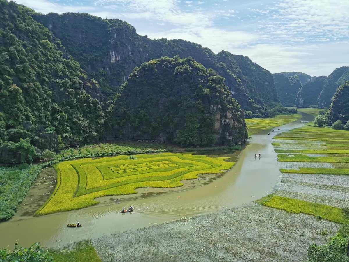 Tam Cốc