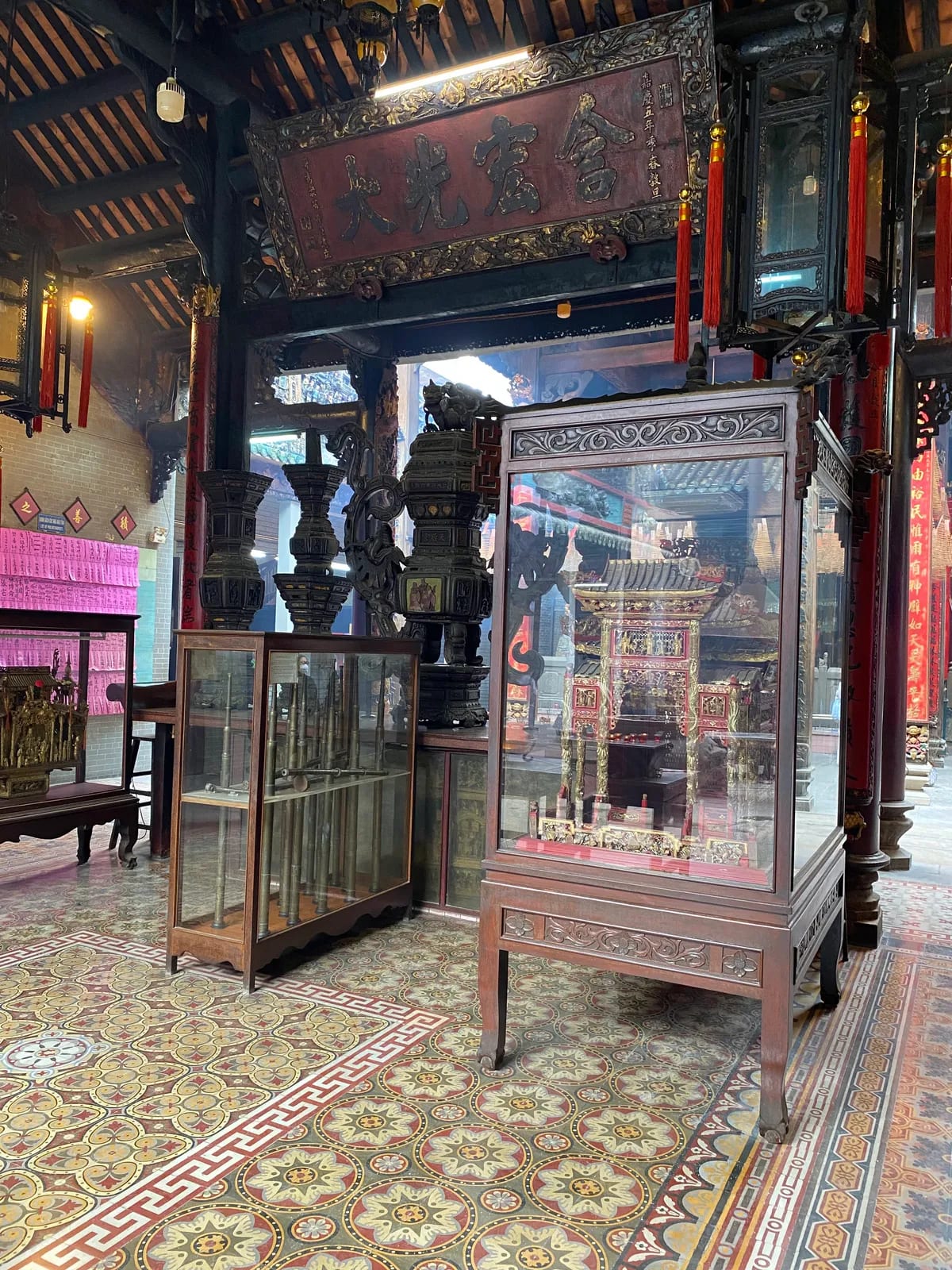 Chùa Bà Thiên Hậu (Hội quán Tuệ Thành)