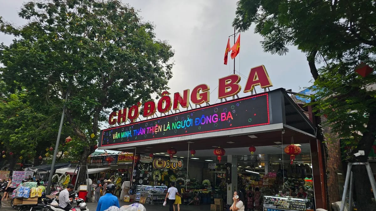 Chợ Đông Ba