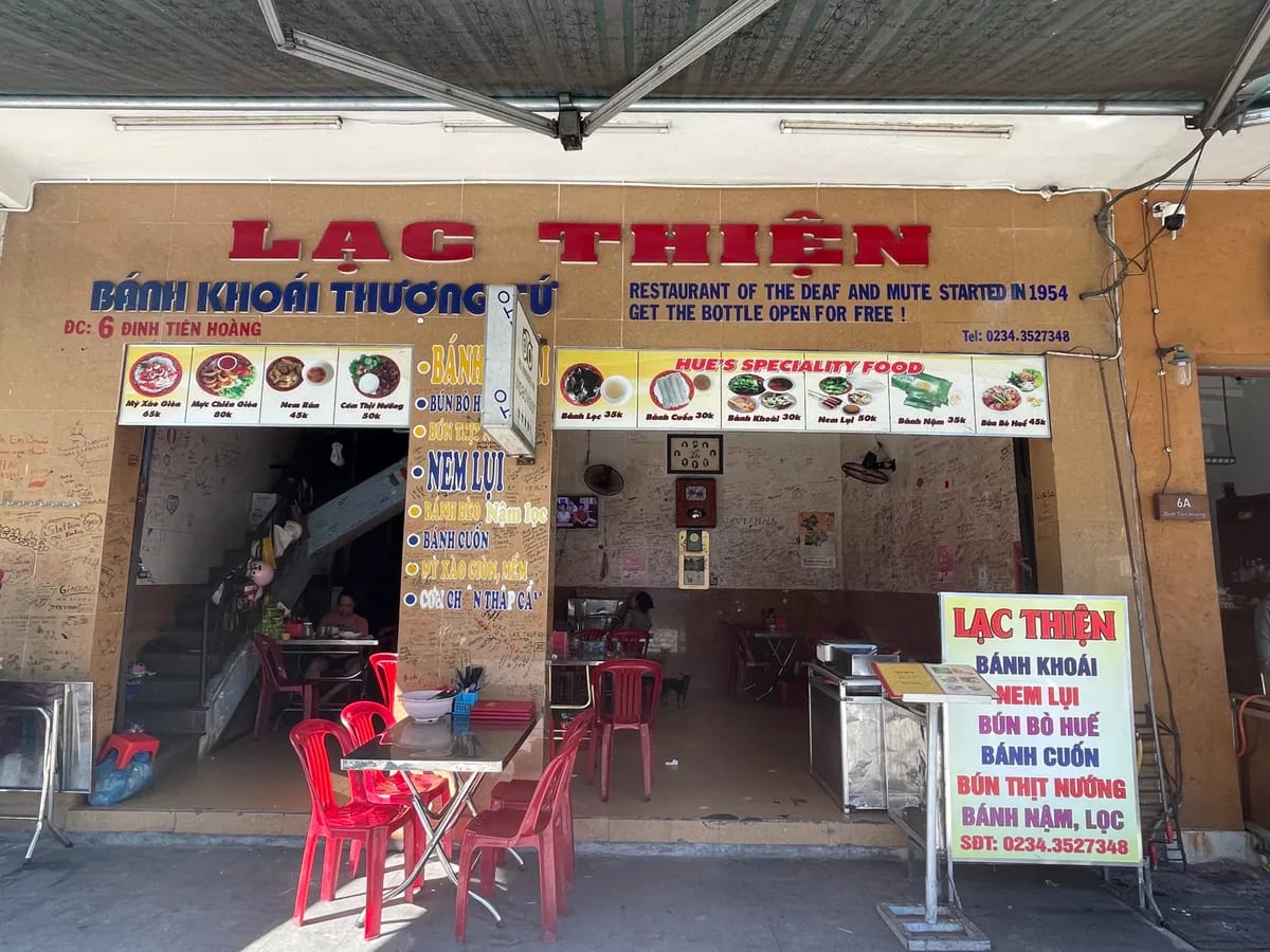 Bánh khoái Lạc Thiện