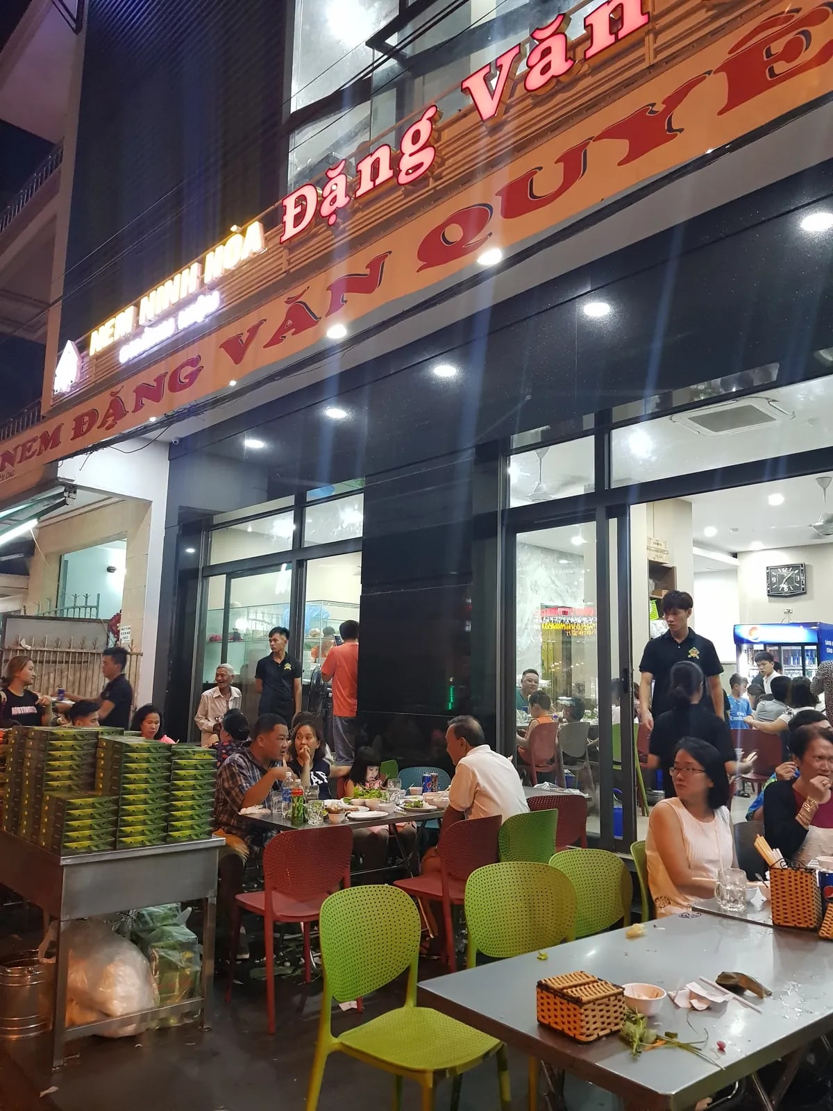Nem nướng Đặng Văn Quyên