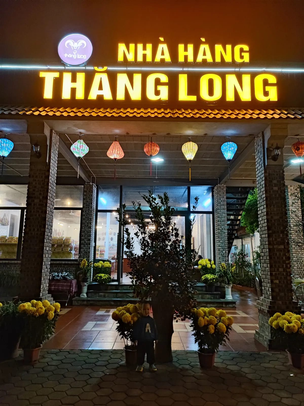 Nhà hàng Thăng Long - Dê Núi & Cơm Cháy