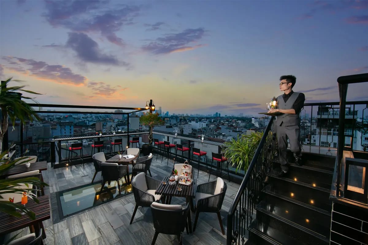 The Roof Top Bar Bia Hơi