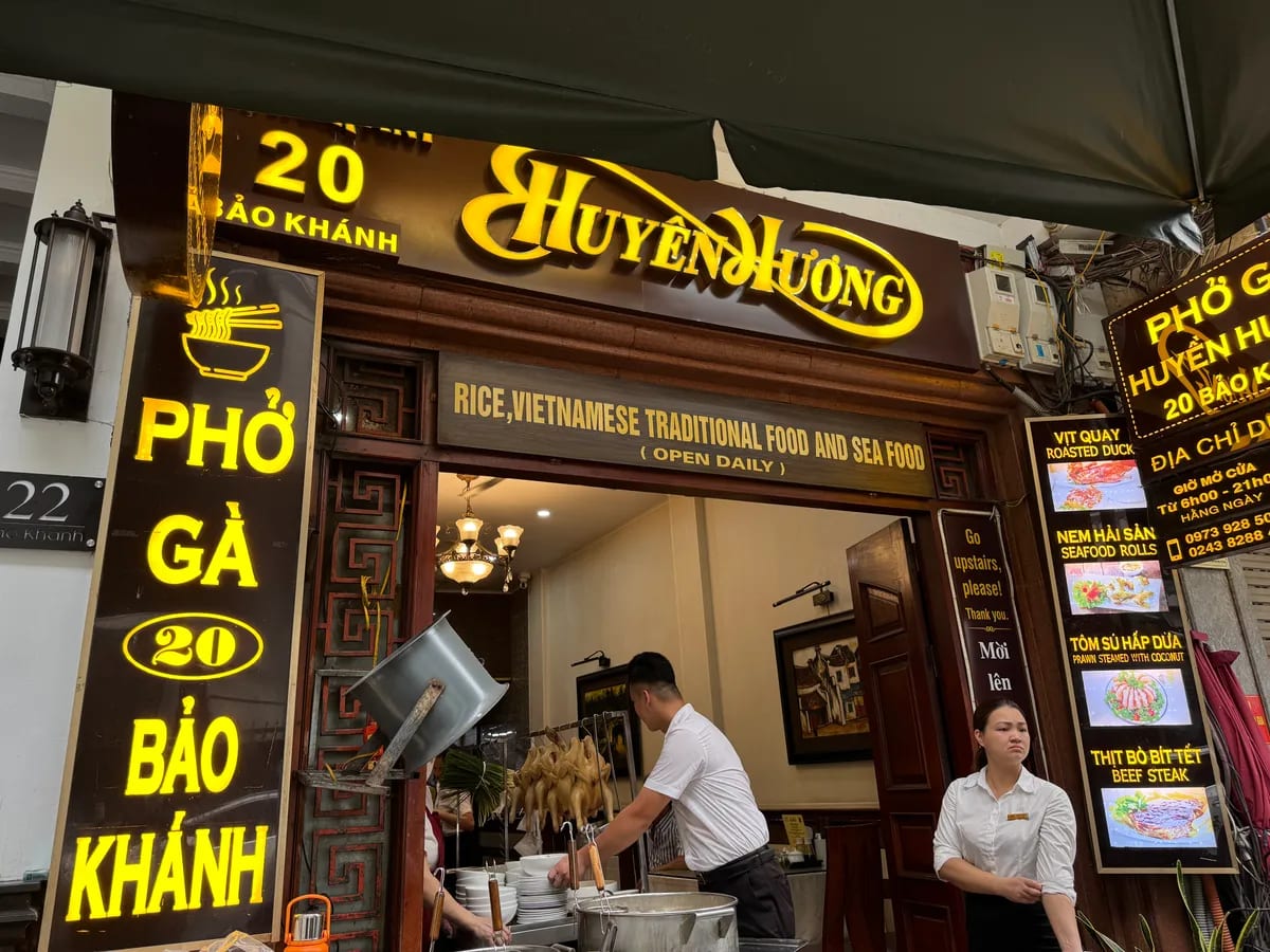Phở Gà Huyền Hương