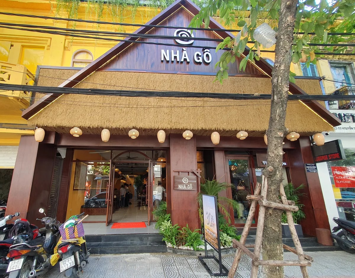 Nhà hàng Nhà Gỗ Việt Đà Nẵng