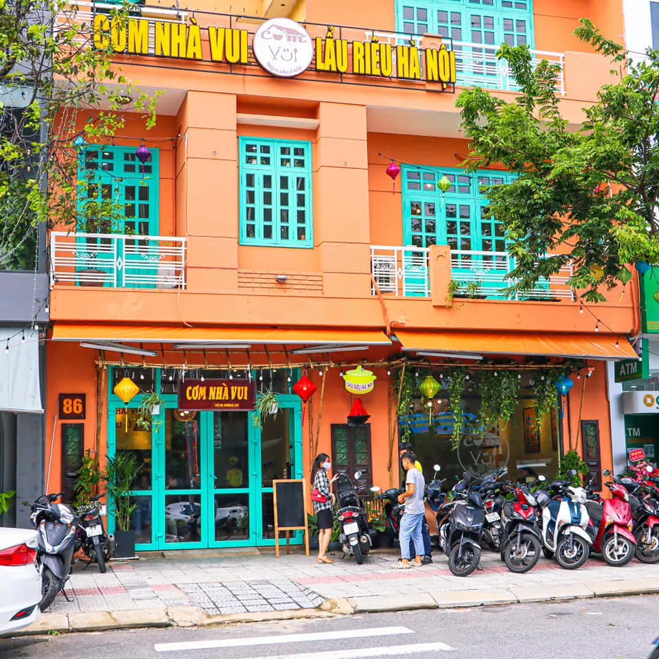 Cơm nhà vui