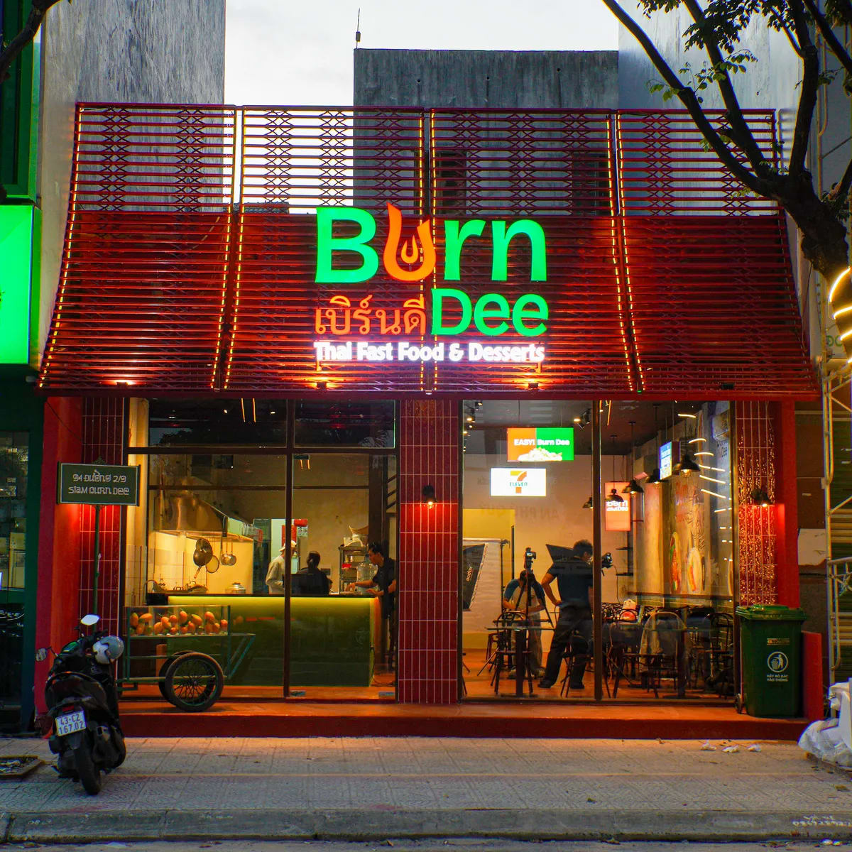 Burn Dee - Thai Fast Food & Desserts