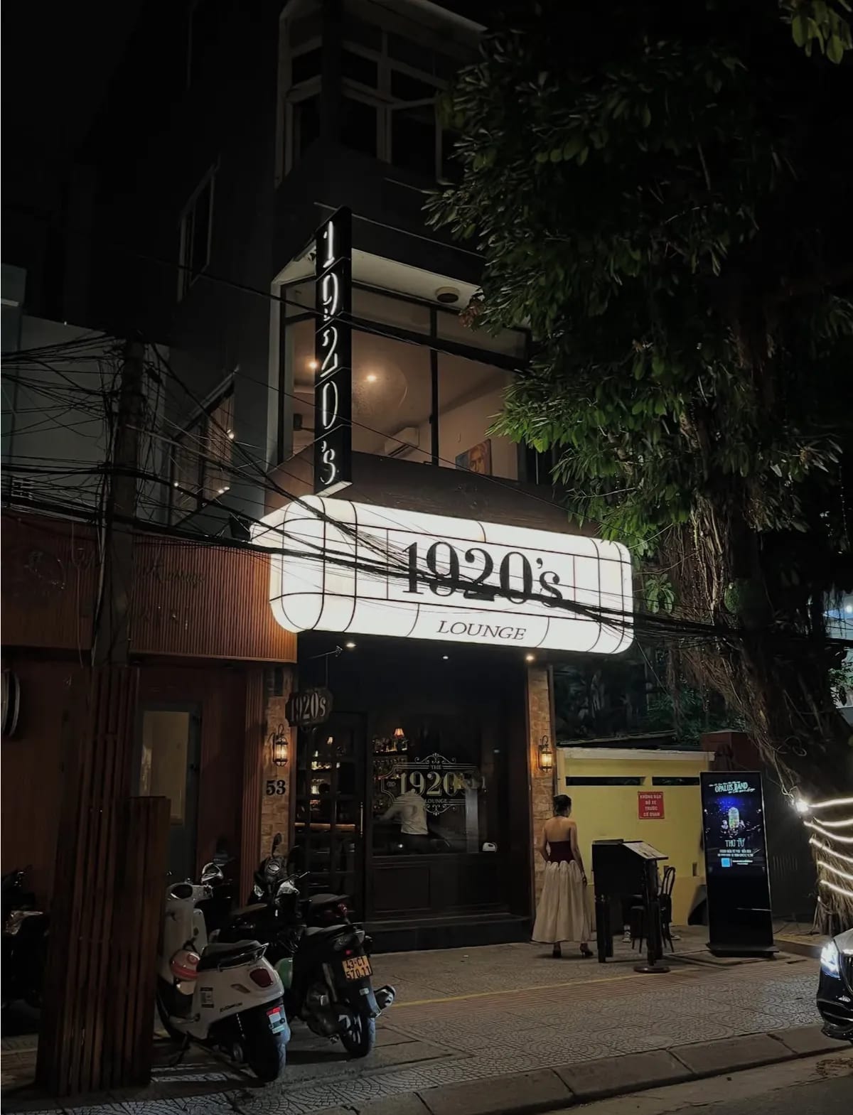 The 1920's Lounge