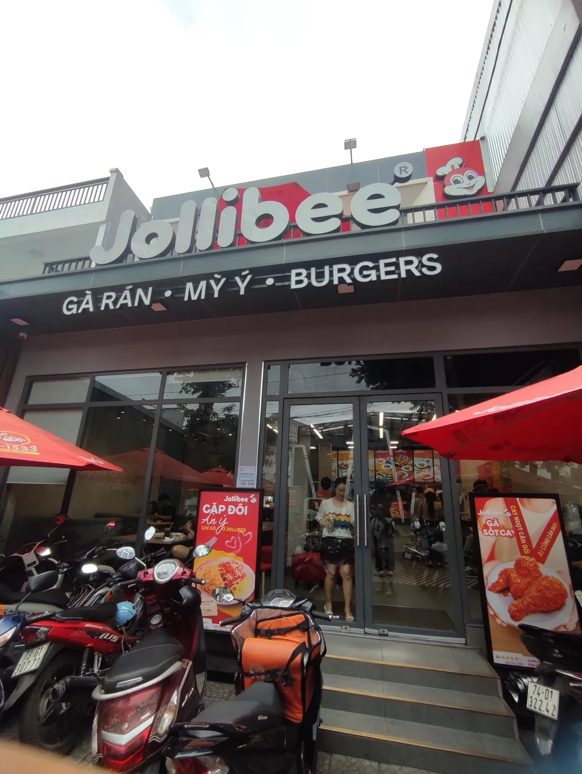 Jollibee Nguyễn Huệ - Huế