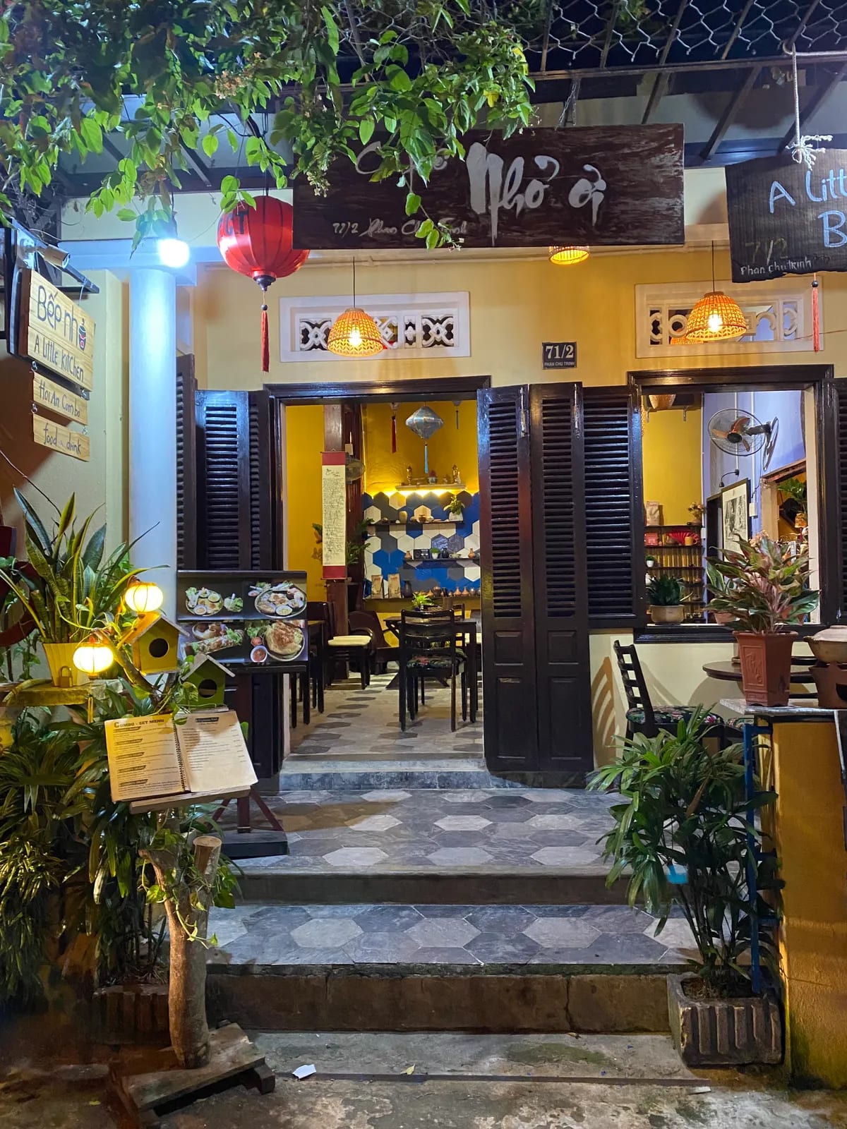 A Little Kitchen Restaurant - Bếp Nhỏ