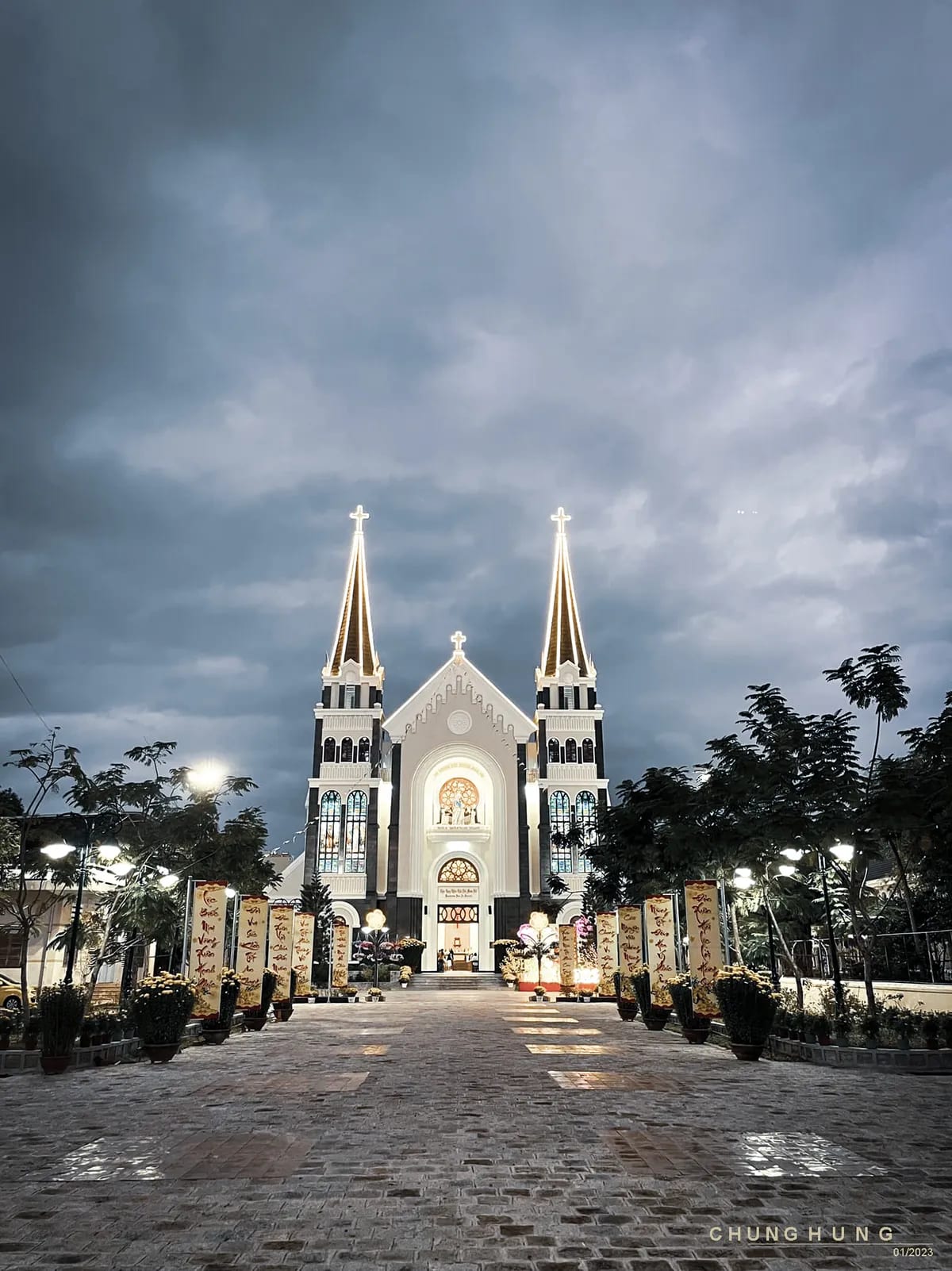 Nhà Thờ Giáo Xứ Ba Làng