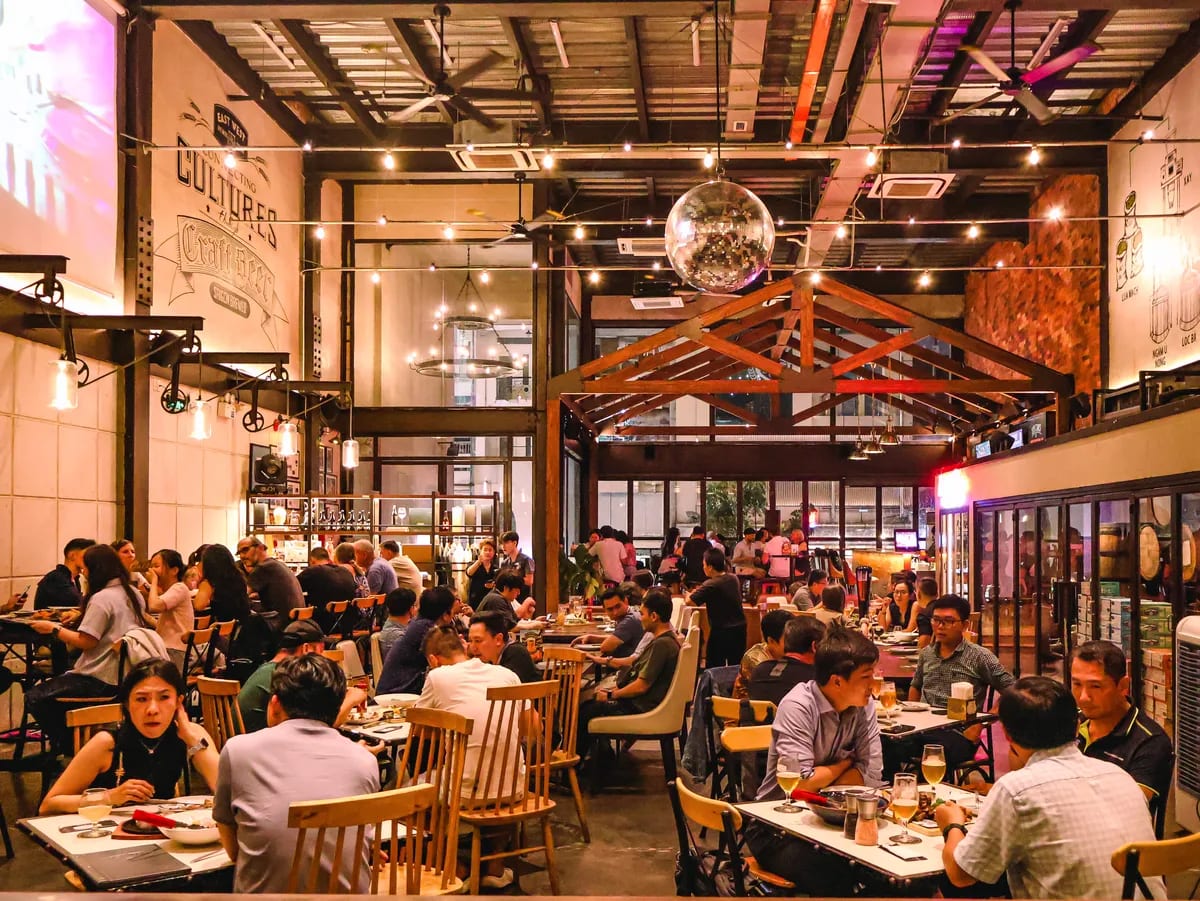 Bia Craft East West Brewing