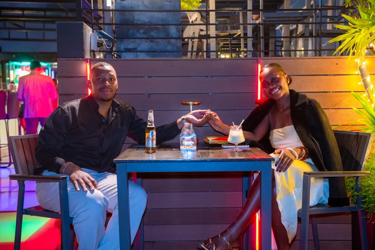 Sky 21 Bar