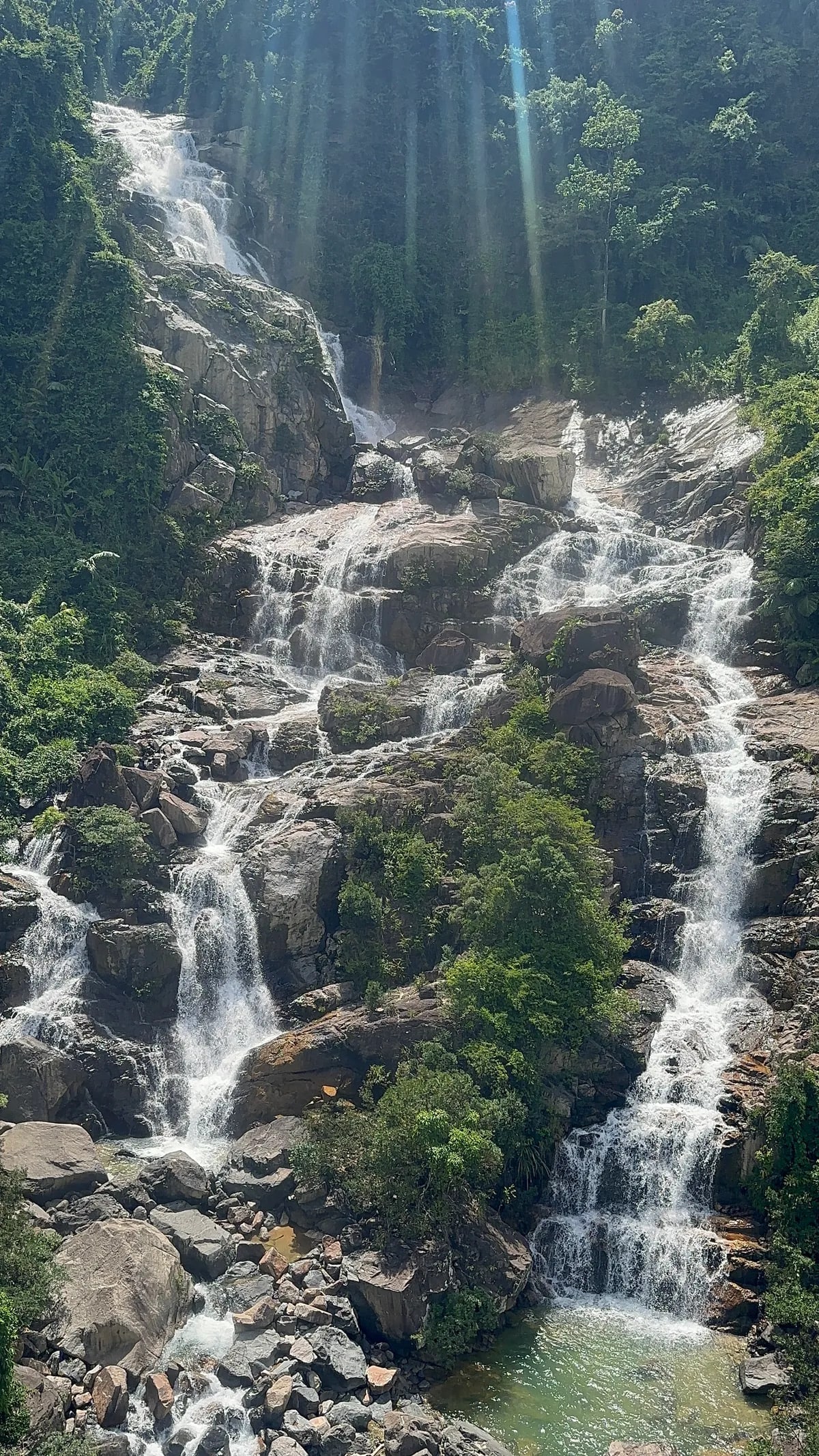 Thác An Bình Waterfall