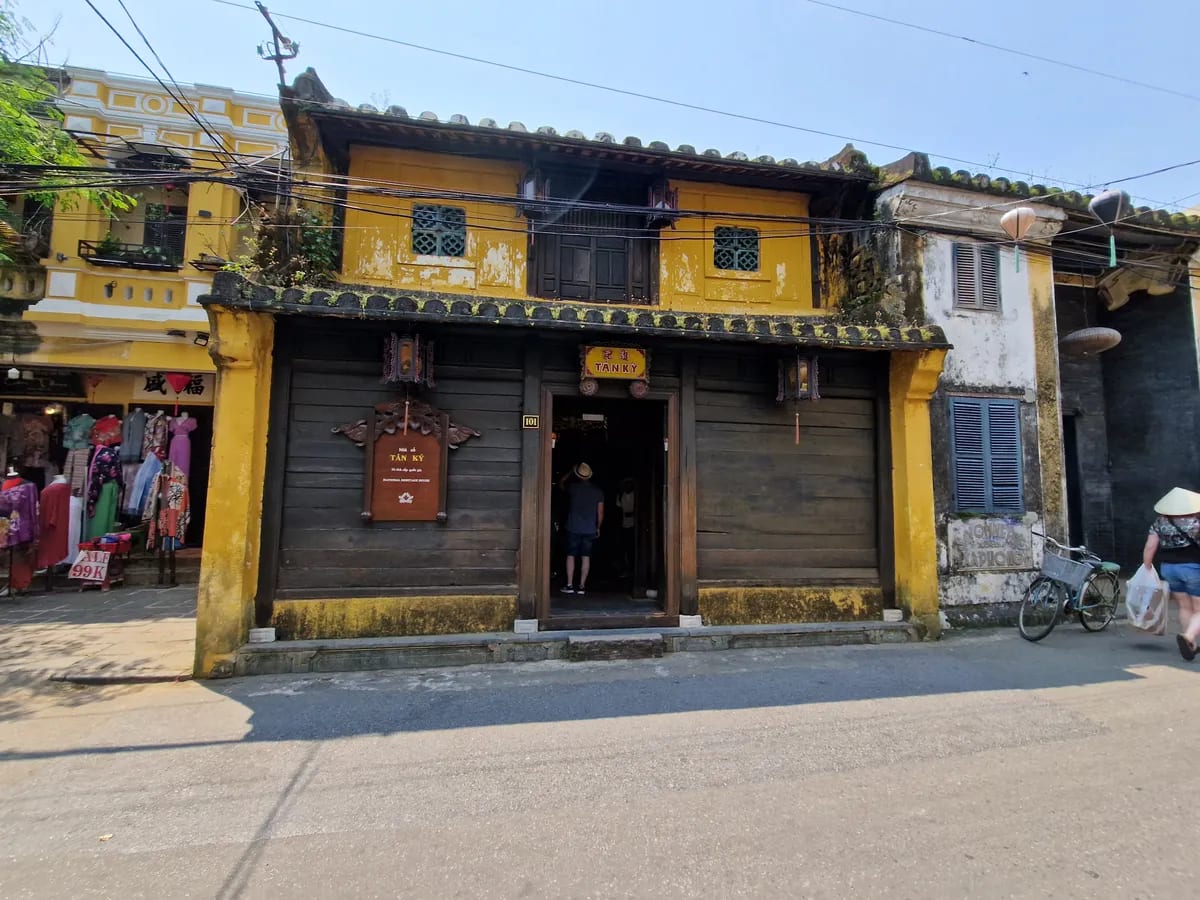 Nhà cổ Tấn Ký