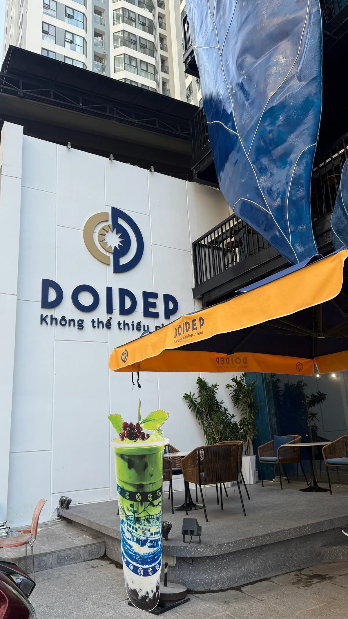 Đôi Dép Tea Connect | Nguyễn Thiện Thuật, Nha Trang